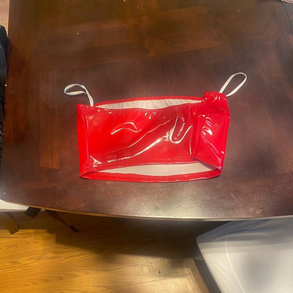 red glossy tank top / crop top